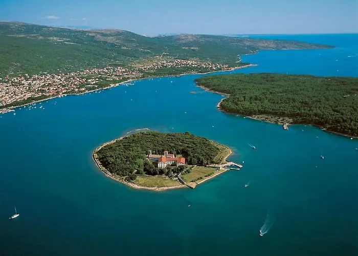 With A Beautiful Sea View Near The - By Traveler Tourist Agency Krk Id 2175