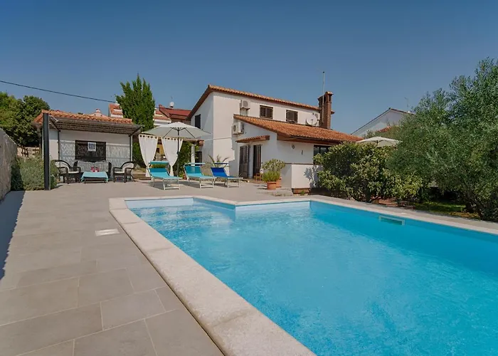 Villa With A Beautiful Sea View Near The - By Traveler Tourist Agency Krk Id 2175 Kornić
