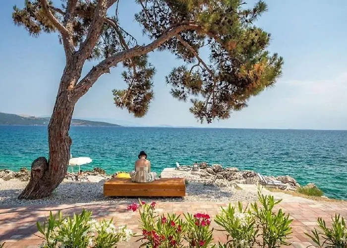 Villa With A Beautiful Sea View Near The - By Traveler Tourist Agency Krk Id 2175 Kornić